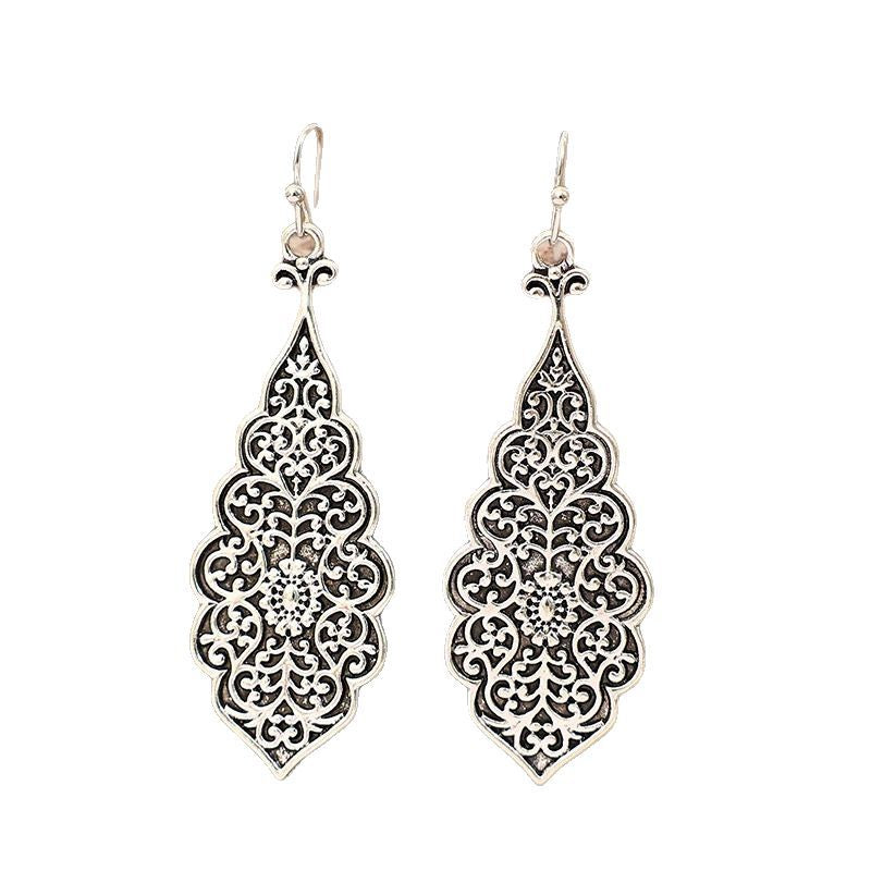 Classic Earring with Timeless Appeal