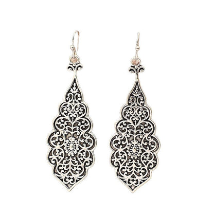 Classic Earring with Timeless Appeal