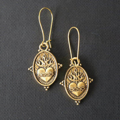 Stunning Earring for Daily Wear