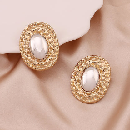 Charming Pearl Earring for Any Occasion