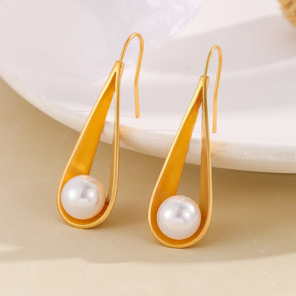 Delicate Artisan Pearl Earring
