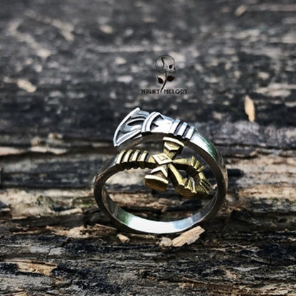 Classic Silver Ring with Timeless Appeal