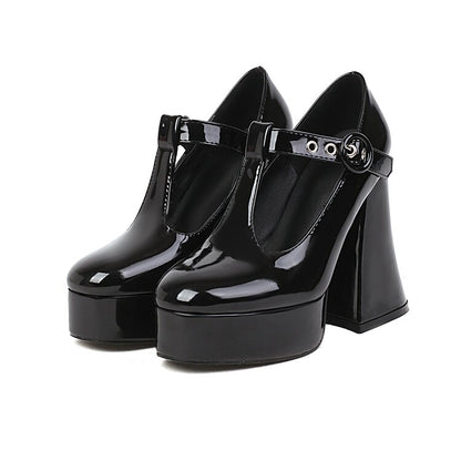Chic Orthopedic Sandals with Unique Design