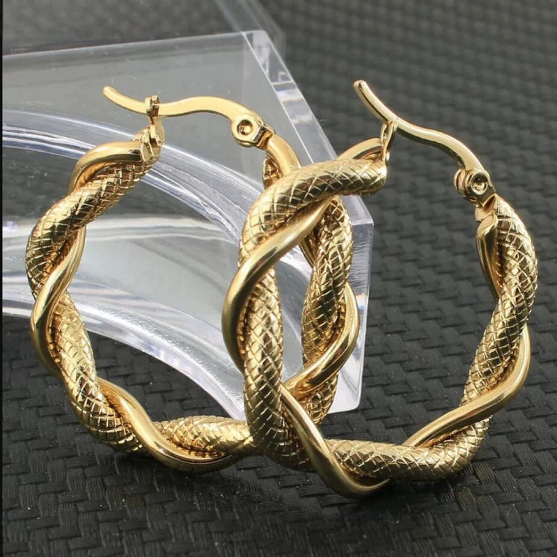 Elegant Earring for Every Occasion