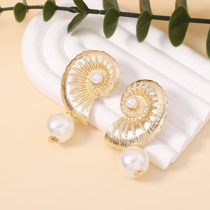Stunning Pearl Earring for Daily Wear