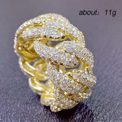 Classic Chain with Timeless Appeal