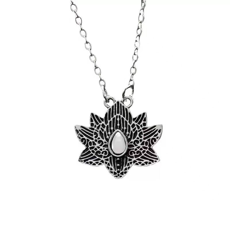 Charming Piece for Any Occasion