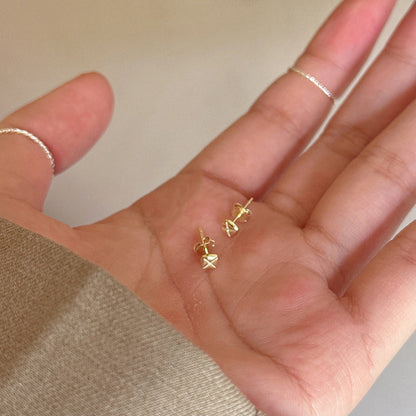 Charming Piece for Any Occasion