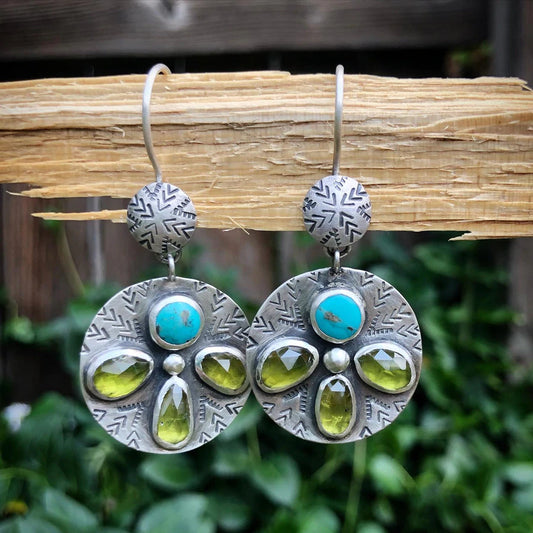Charming Earring for Any Occasion