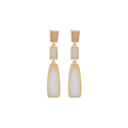 Beautiful Gold Earring with Unique Style
