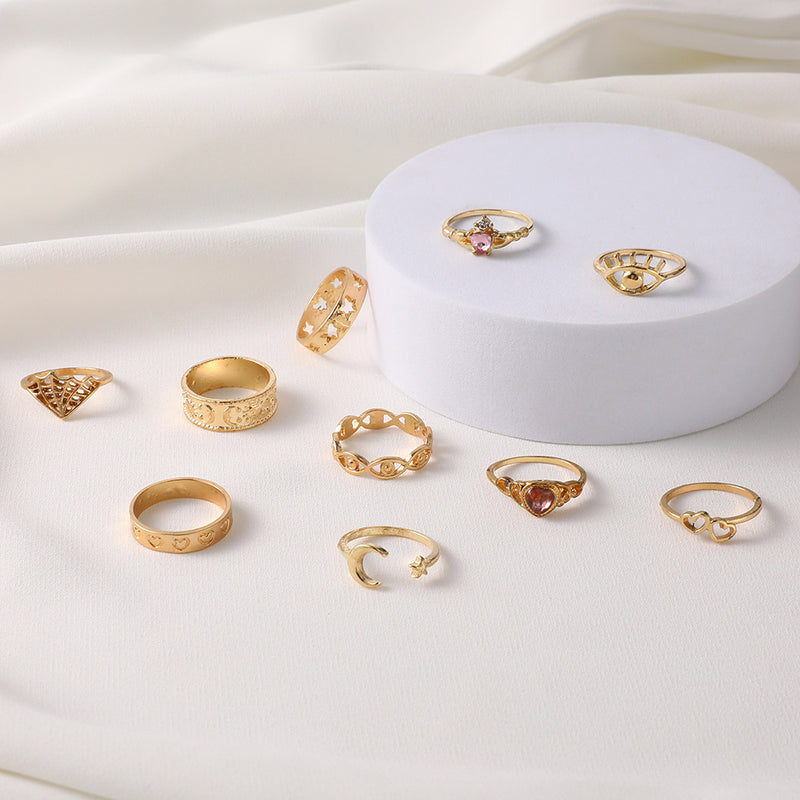 Romantic Gold Ring for Special Moments