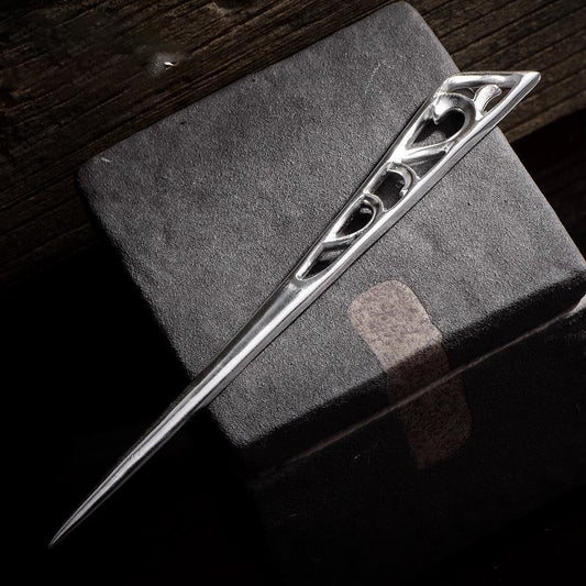 Beautiful Silver Piece with Unique Style