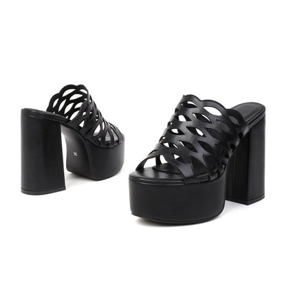 Graceful Orthopedic Sandals for Modern Look