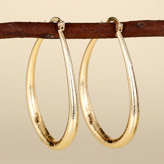 Classic Earring with Timeless Appeal
