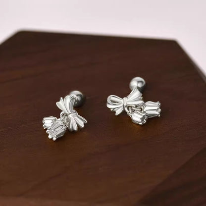 Charming Earring for Any Occasion