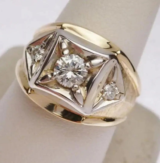 Classic Gold Ring with Timeless Appeal