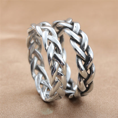 Classic Chain with Timeless Appeal