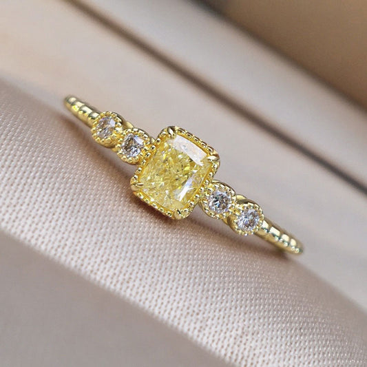 Stunning Ring for Daily Wear