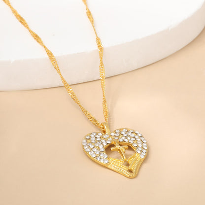 Classic Gold Necklace with Timeless Appeal
