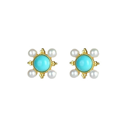 Delicate Artisan Gold Earring
