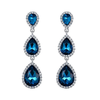 Charming Earring for Any Occasion