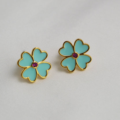 Vintage Handmade Gold Earring