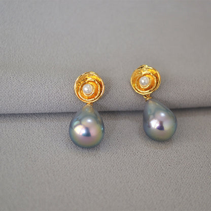 Delicate Artisan Gold Earring