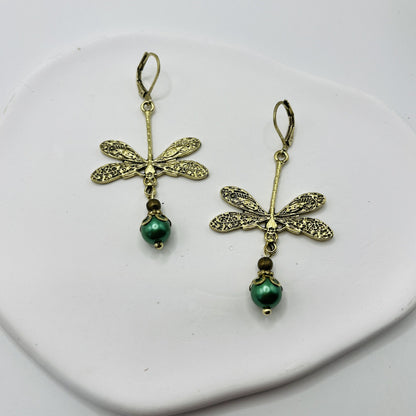 Romantic Pearl Earring for Special Moments