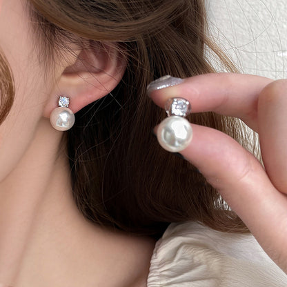 Stunning Pearl Earring for Daily Wear