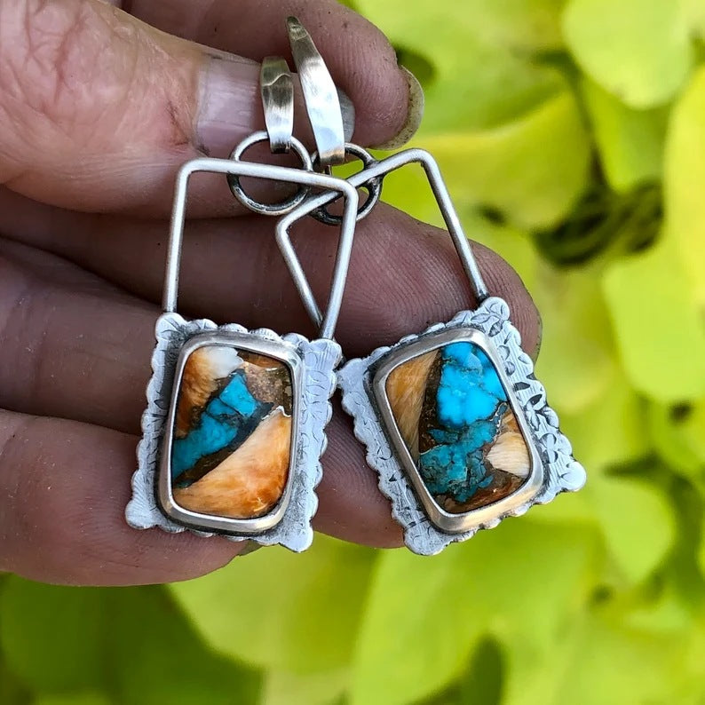 Elegant Silver Earring for Every Occasion