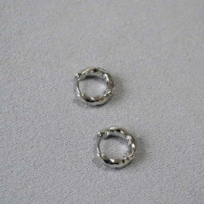 Beautiful Gold Earring with Unique Style
