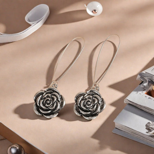 Charming Piece for Any Occasion