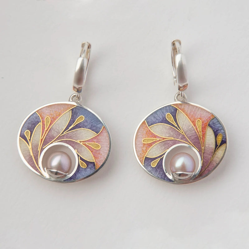 Beautiful Pearl Earring with Unique Style