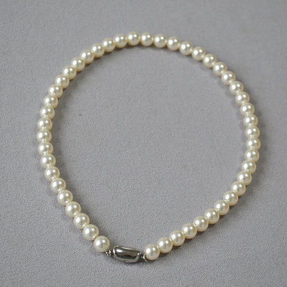 Beautiful Pearl Necklace with Unique Style