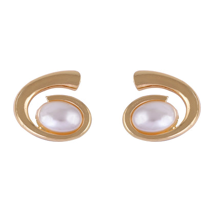 Delicate Artisan Pearl Earring