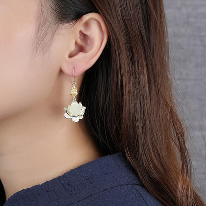 Elegant Silver Earring for Every Occasion