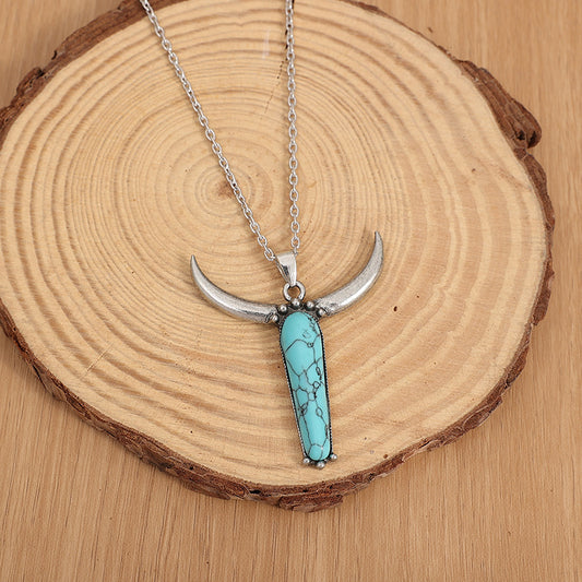 Beautiful Silver Necklace with Unique Style