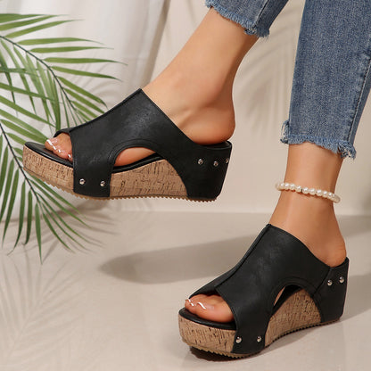 Graceful Orthopedic Sandals for Modern Look