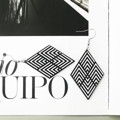 Classic Earring with Timeless Appeal