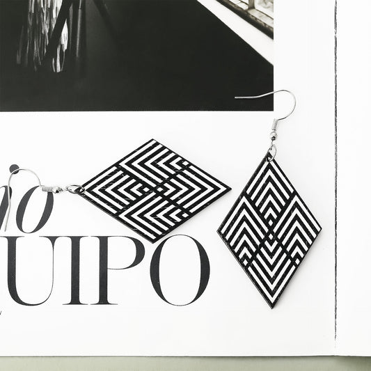 Classic Earring with Timeless Appeal