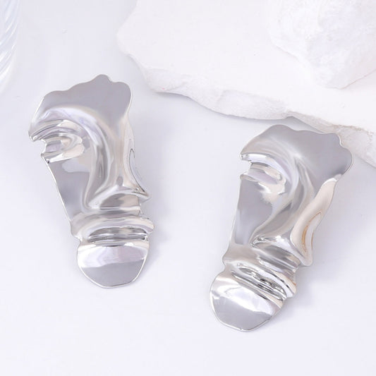 Charming Piece for Any Occasion