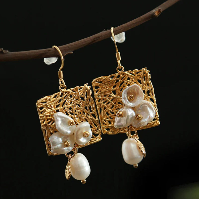 Classic Pearl Earring with Timeless Appeal