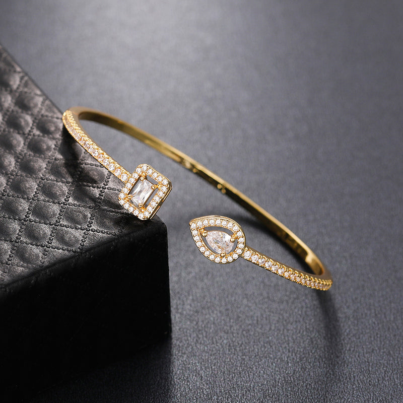 Charming Bracelet for Any Occasion