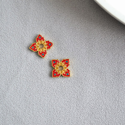 Beautiful Gold Earring with Unique Style