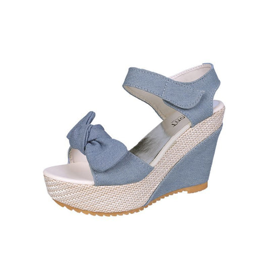 Chic Orthopedic Sandals with Unique Design