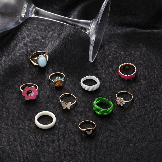 Beautiful Set with Unique Style