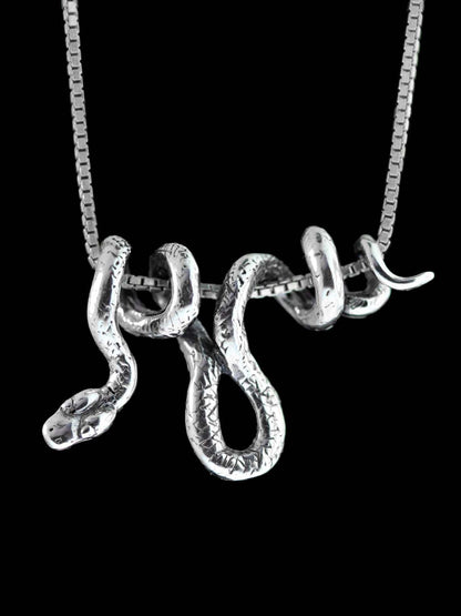 Charming Necklace for Any Occasion