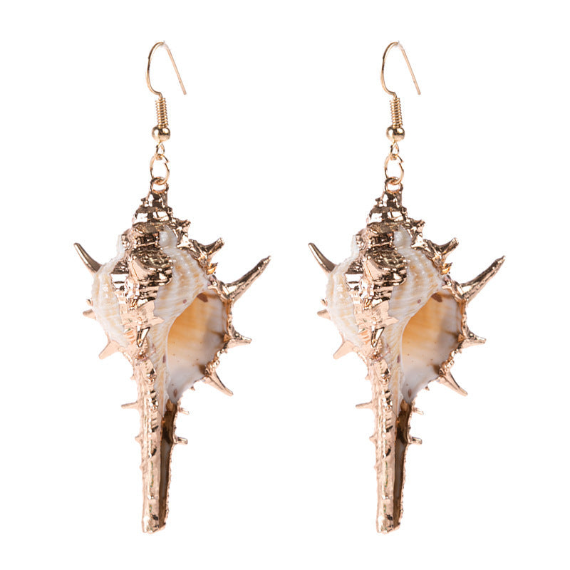 Elegant Gold Earring for Every Occasion