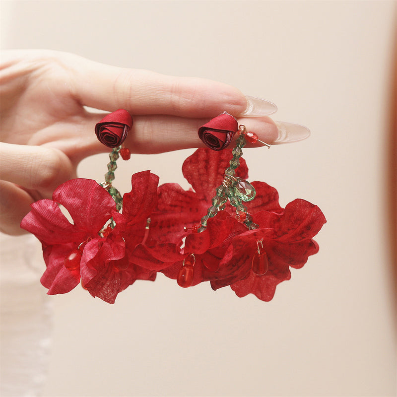 Charming Earring for Any Occasion