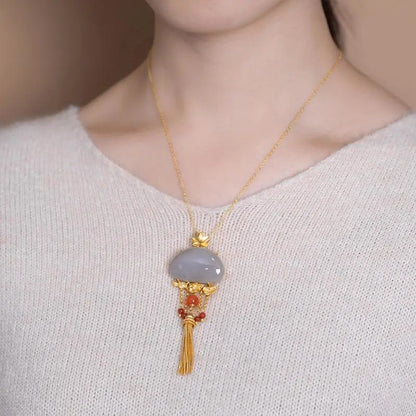 Stunning Gold Necklace for Daily Wear